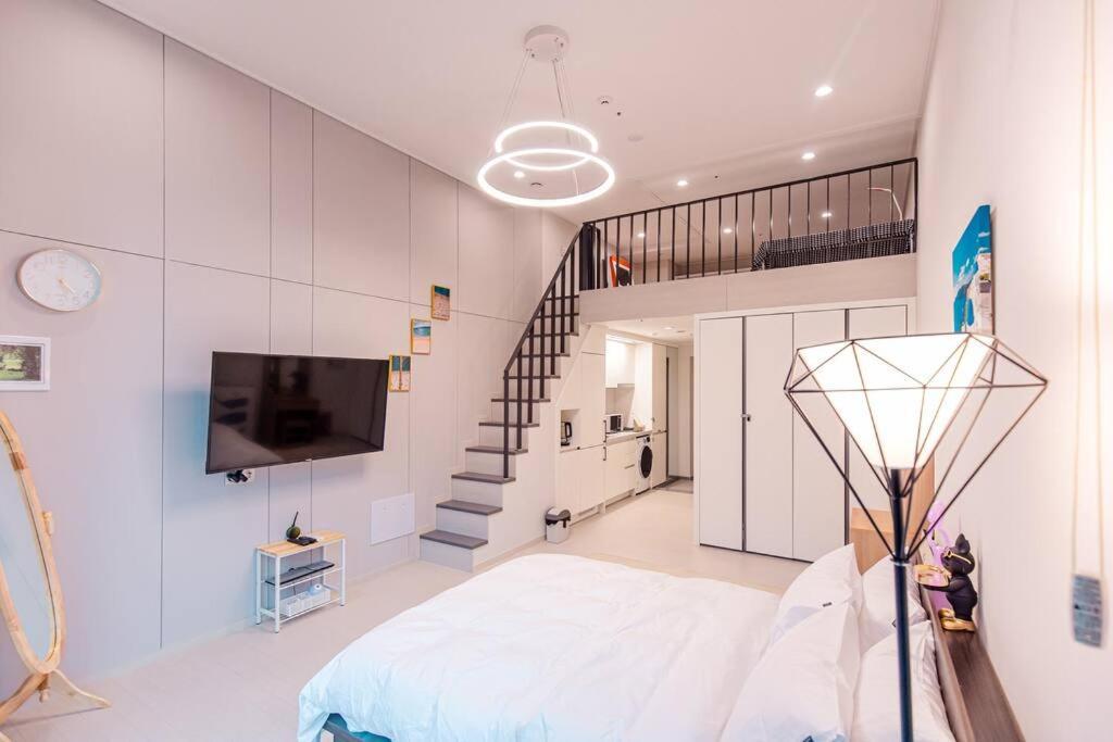 The Castle Ocean Marina Double Suite Yeosu Eksteriør bilde