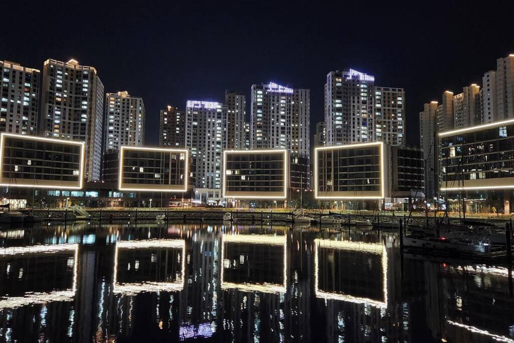 The Castle Ocean Marina Double Suite Yeosu Eksteriør bilde
