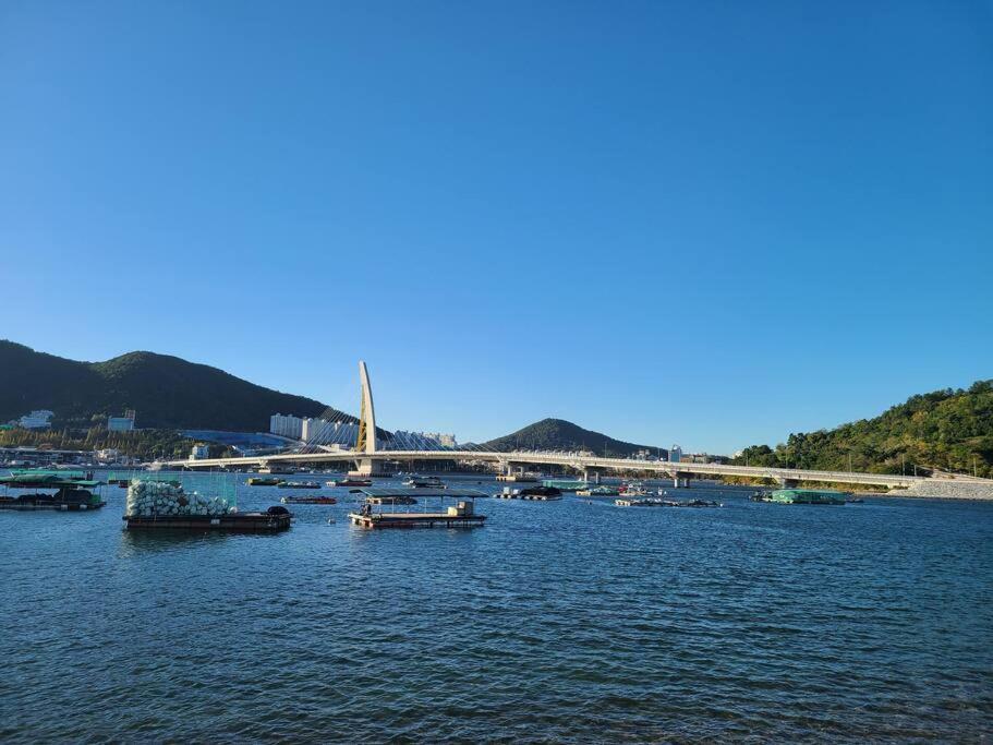 The Castle Ocean Marina Double Suite Yeosu Eksteriør bilde