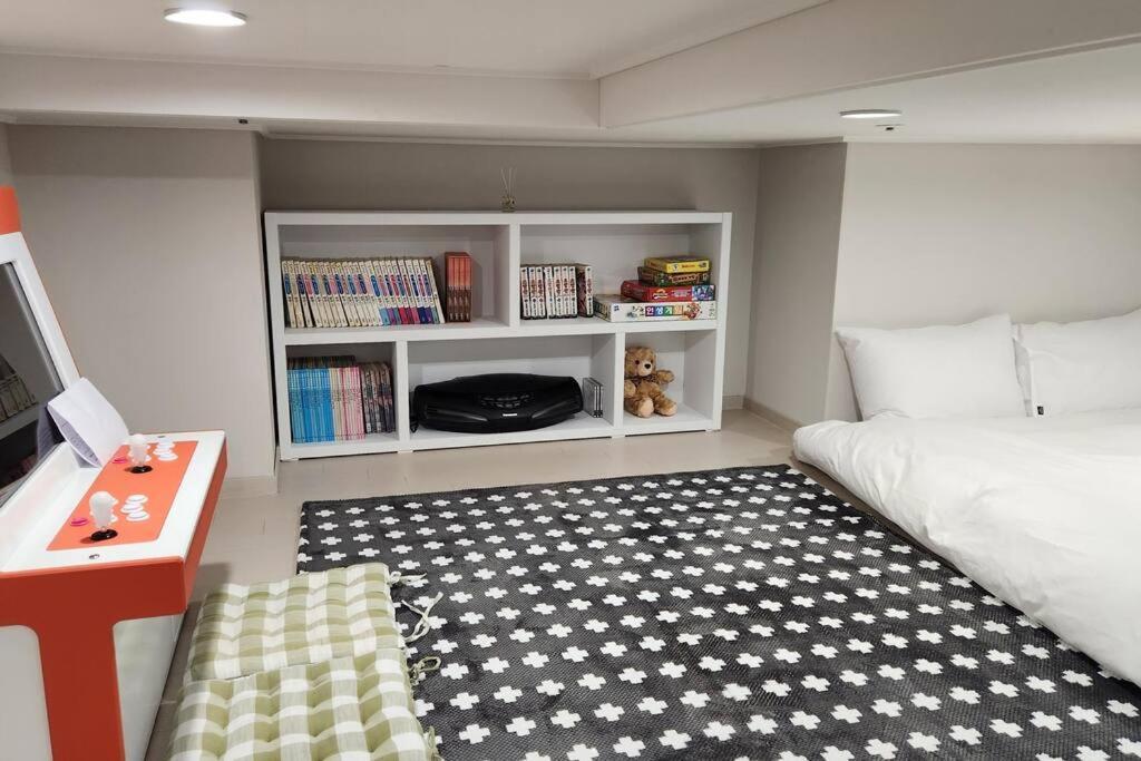 The Castle Ocean Marina Double Suite Yeosu Eksteriør bilde